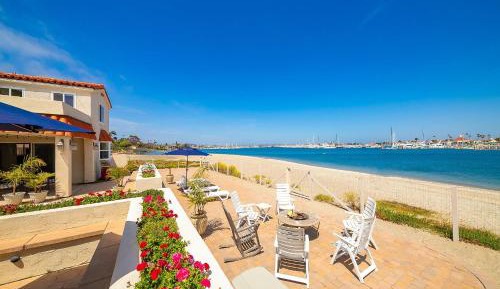 Two-Bedroom Holiday Home