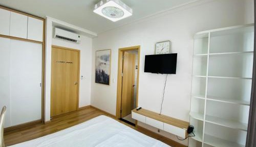 Room #832351104