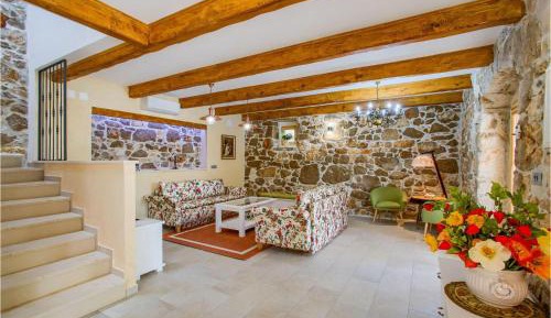Four-Bedroom Holiday Home