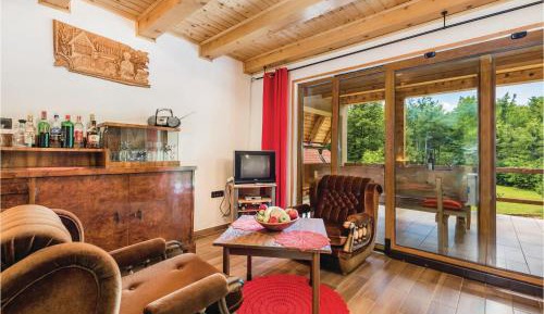 One-Bedroom Holiday Home