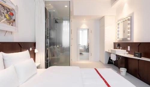 Lovely Room