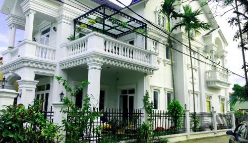 King Room with Balcony