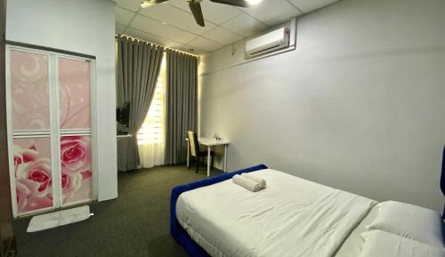 Deluxe Double Room with Shower