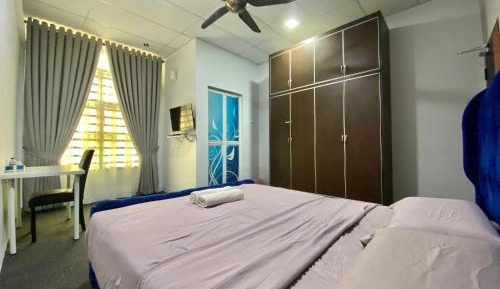 Deluxe Double Room with Shower