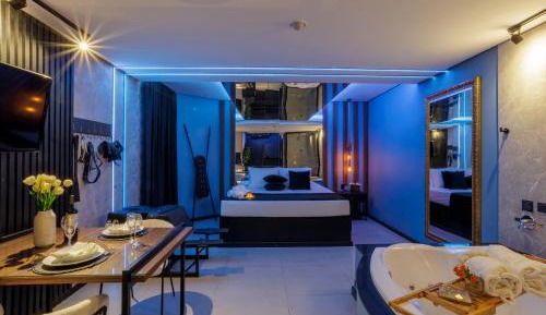 King Suite with Spa Bath