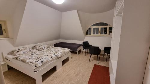 Triple Room with Private Bathroom