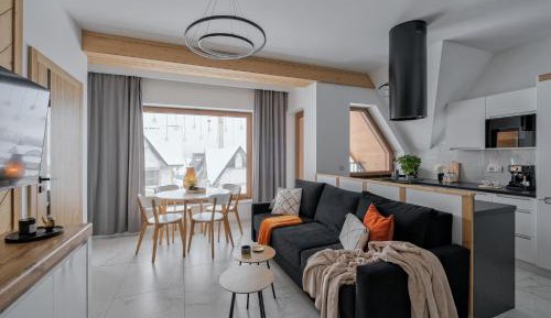 Family Two-Bedroom Apartment with View