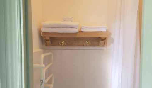 One-Bedroom Apartment - Non-Smoking