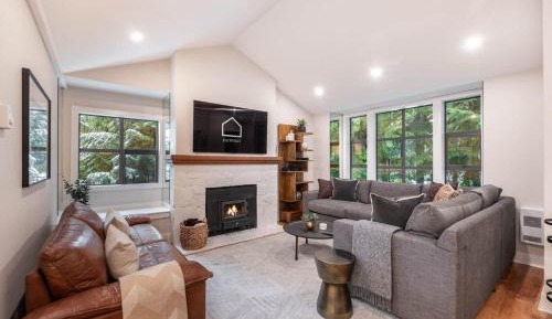 Three-Bedroom Townhouse