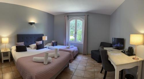 Superior Triple Room