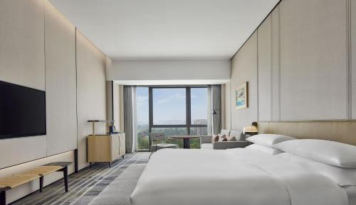 Club King Room - Club Lounge Access