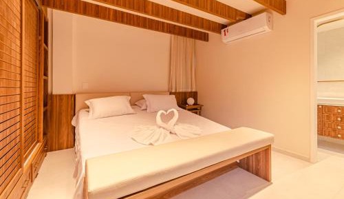 Three-Bedroom Premium Apartment with Balcony
