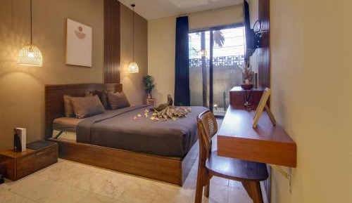 Deluxe Room (2 Adults + 1 Child)