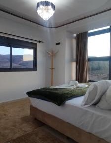 Family Room with Mountain View