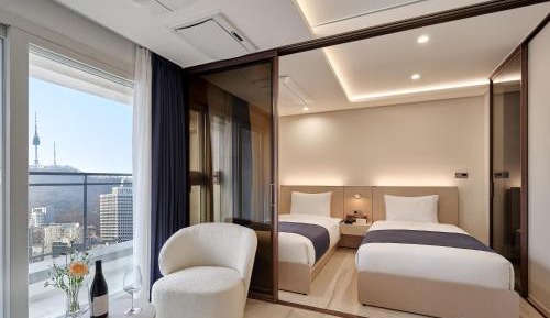 Premier Suite Twin