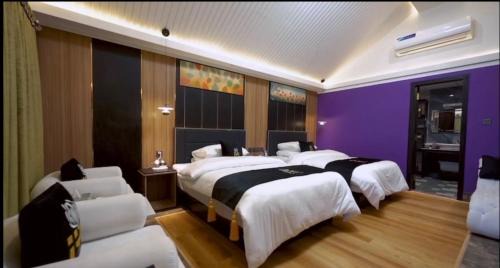 Economy Twin Room