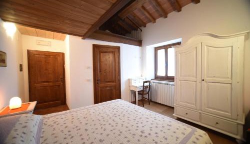 Quadruple Room with Private Bathroom