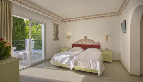 Single Room with Garden View