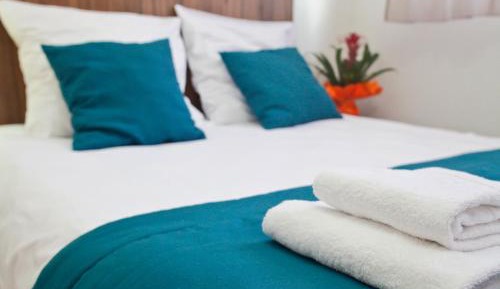 Comfort Suite (2-4 Adults)