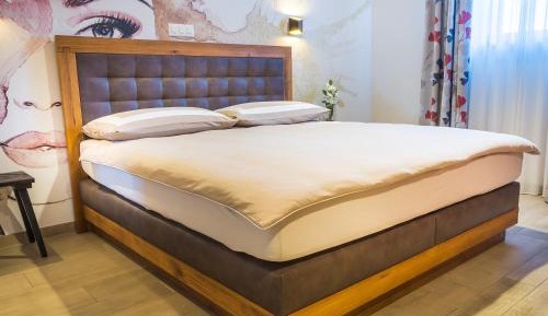 Double Room (1 Adult + 1 Child)