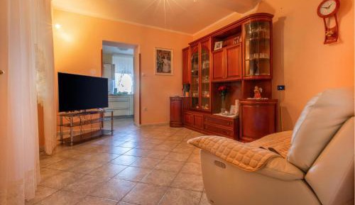 Five-Bedroom Holiday Home