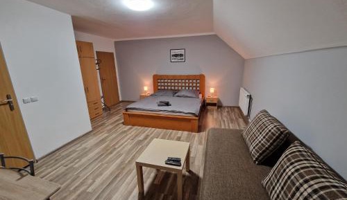 Triple Room with Private Bathroom