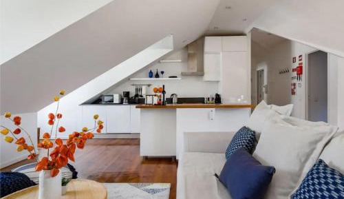 Apartment with Balcony