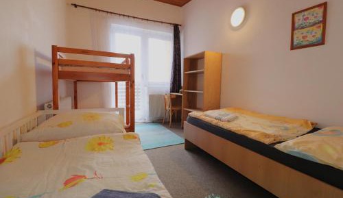 Quadruple Room with Private Bathroom