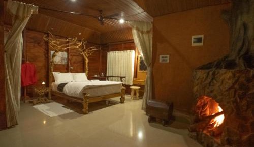 King Suite with Balcony