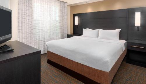 One-Bedroom King Suite with Sofa Bed