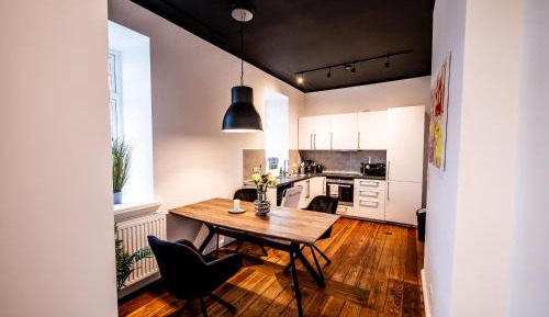 Three-Bedroom Apartment - High Floor