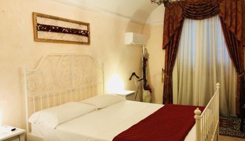 Double Room with Private External Bathroom