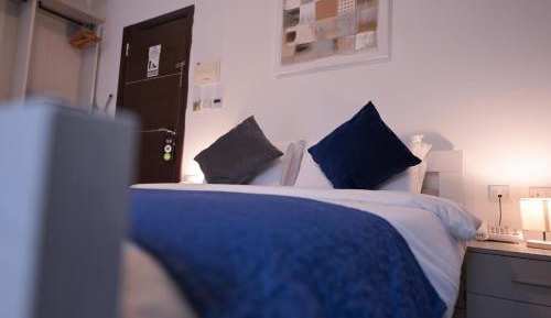 Double Room with Balcony and Side Sea VIew