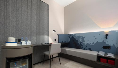 Single Room with Shower