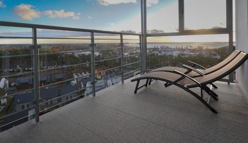 Studio with Balcony