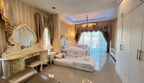 Two-Bedroom Villa with Bath Tub