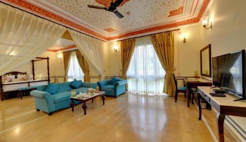 Hazel Suite
