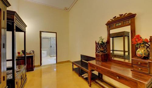  Maharajah Suite