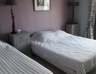 Triple Room with Private Bathroom