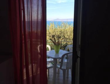 Studio Apartment with Sea View