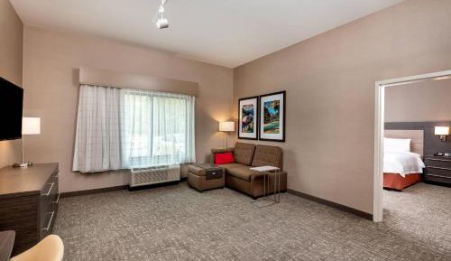 Signature One Bedroom Suite 