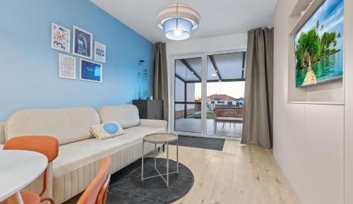 One-Bedroom Apartment with Garden