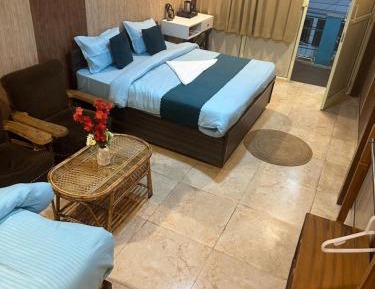 Superior King Room