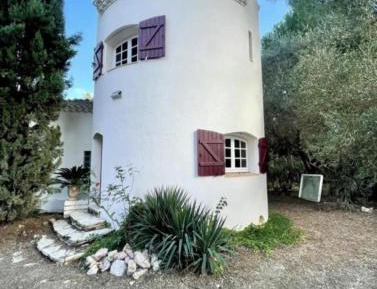 One-Bedroom House