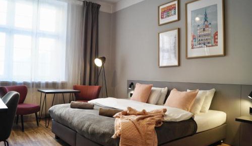 Studio Apartment