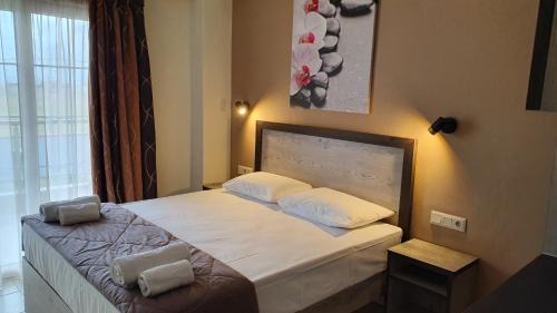 Studio with Partial Sea View (2 Adults)