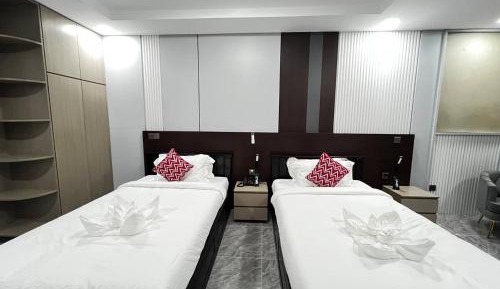 Standard Twin Room