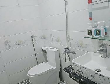 Single Room with Private Bathroom