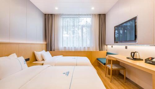 Deluxe Double Room with Shower