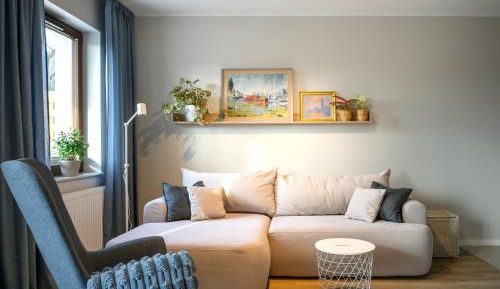 One-Bedroom Apartment with Terrace